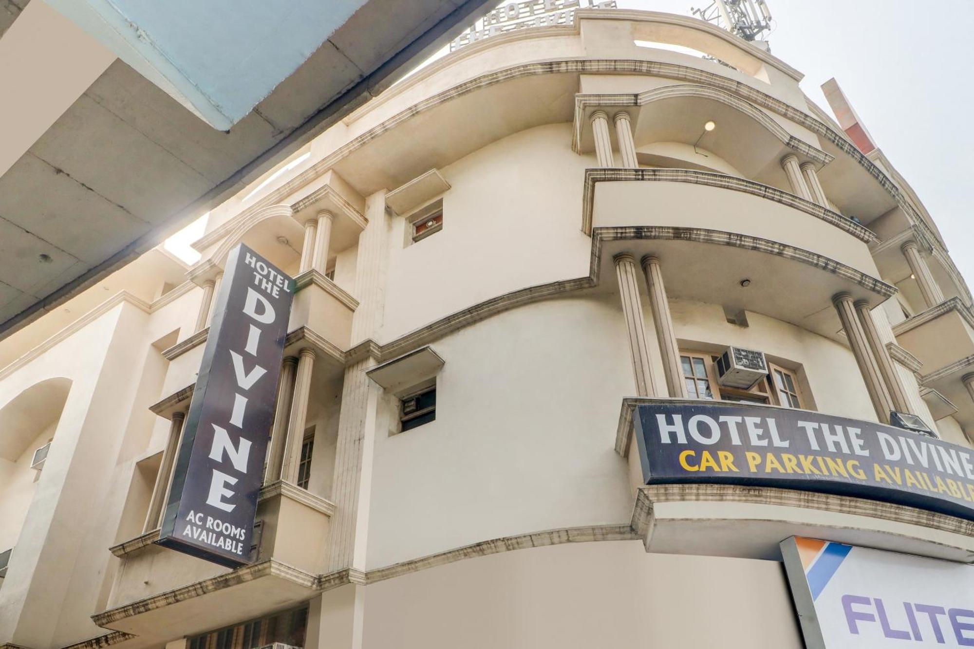 Capital O Divine Hotel Amritsar Exterior foto